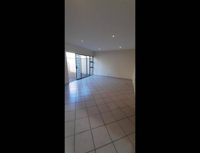 3 BEDROOM PROPERTY TO RENT IN MANTEVREDE